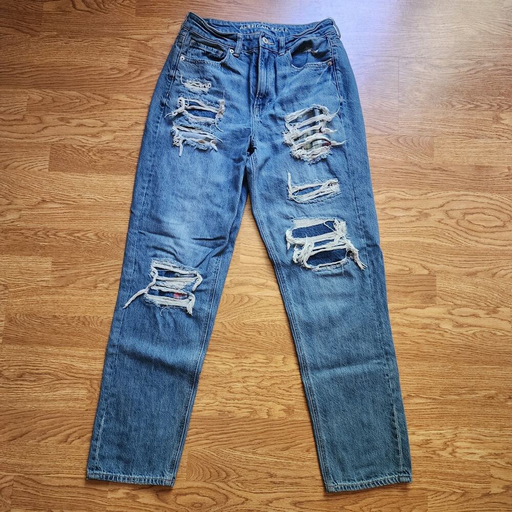 American Eagle Jeans Womens Size 10 X-Long Blue Denim Mom Straight Distressed